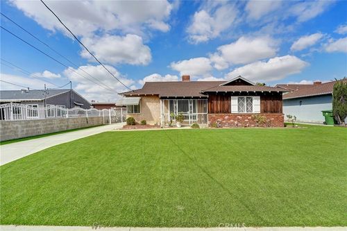 8907 Helen Ave, Sun Valley, CA, 91352-2812 | Card Image