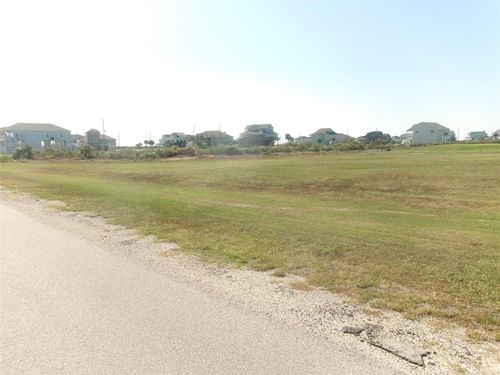 877 Rancho Caribe Dr, Crystal Beach, TX, 77650 | Card Image