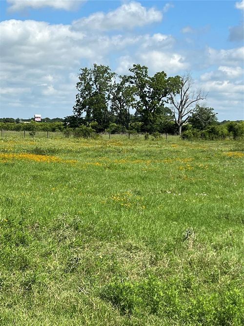 399 Prune Rd, La Grange, TX, 78945 | Card Image