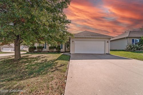 1714 High Quest Dr, Columbia, MO, 65202-5603 | Card Image