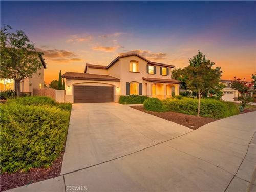 34946 Manu Cir, Winchester, CA, 92596-8295 | Card Image