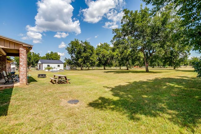 11035 Orchards Blvd, House other with 4 bedrooms, 3 bathrooms and null parking in Cleburne TX | Image 34