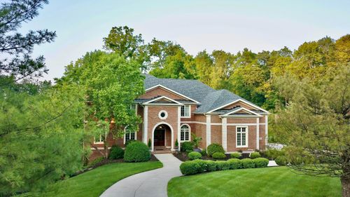307 Bryn Du Dr, Granville, OH, 43023-1512 | Card Image