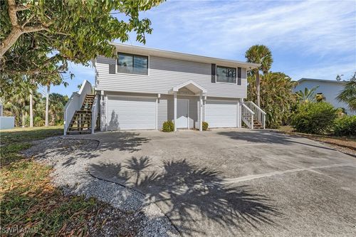 7836 Grande Pine Rd, BOKEELIA, FL, 33922-3505 | Card Image