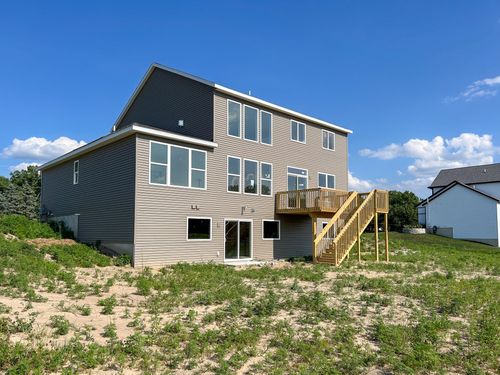 10745 56th Ave, Allendale, MI, 49401-8352 | Card Image