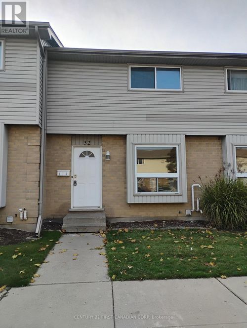 32-577 3rd St, London, ON, N5V4B9 | Card Image