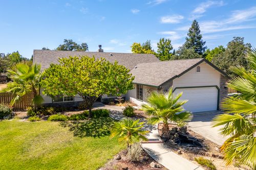 4362 Pintail Dr, Redding, CA, 96001-6110 | Card Image