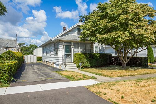 52 Almay Rd, Greece, NY, 14616-3708 | Card Image