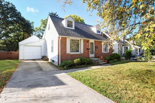 503 Meadoway Park, Worthington, OH, 43085-3735 | Card Image