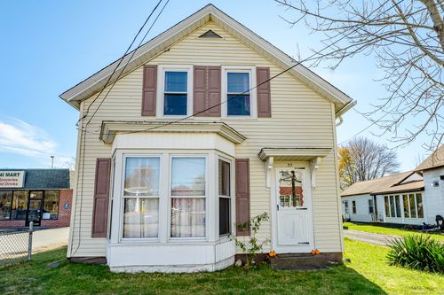 33 Railroad Ave, Plainfield, CT, 06374-1216 | Card Image
