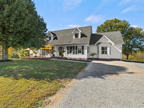 395 Carroll Gentry Rd, Madisonville, KY, 42431-9462 | Card Image