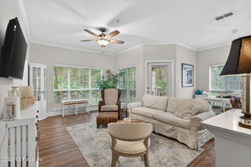 417-7800 Point Meadows Dr, Jacksonville, FL, 32256-4606 | Card Image