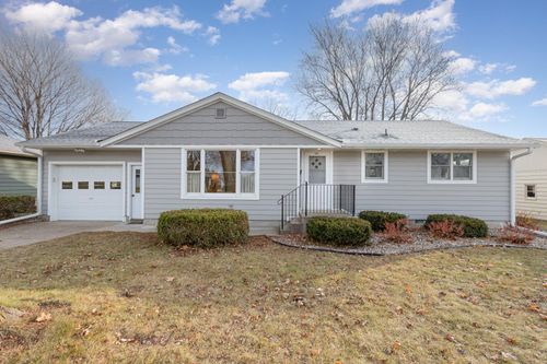 205 Sunset Avenue N, New Prague, MN, 56071 | Card Image