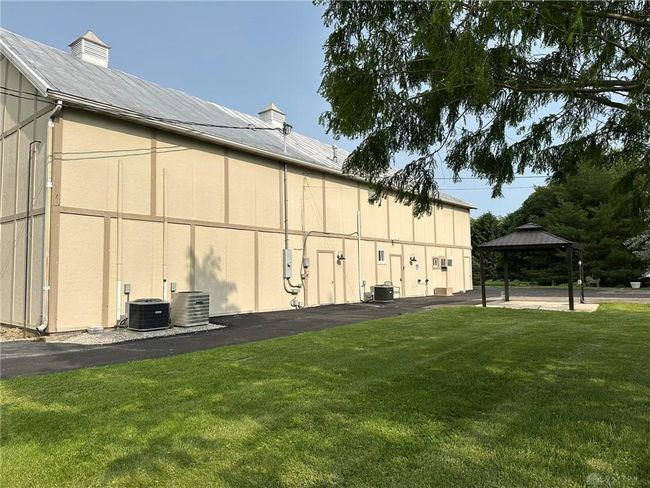 3155 S State Route 48, House other with 4 bedrooms, 3 bathrooms and null parking in Ludlow Falls OH | Image 42