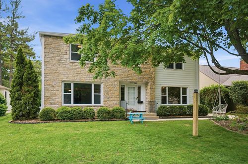 2759 Plymouth Ave, Bexley, OH, 43209-1824 | Card Image