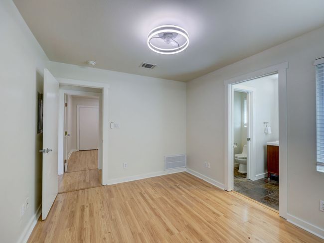 2 - 400 E 33 Rd St, Condo with 3 bedrooms, 3 bathrooms and 2 parking in Austin TX | Image 18