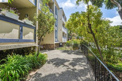 111-955 Shorepoint Ct, Alameda, CA, 94501-5866 | Card Image