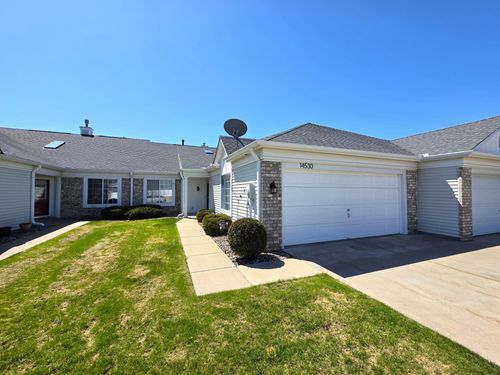 14530 Eureka Ct, Apple Valley, MN, 55124-5737 | Card Image
