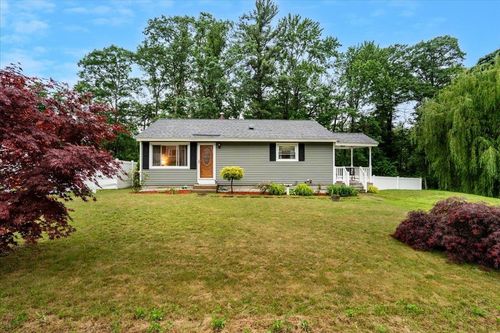 37 Upton Ln, Goffstown, NH, 03045-2223 | Card Image