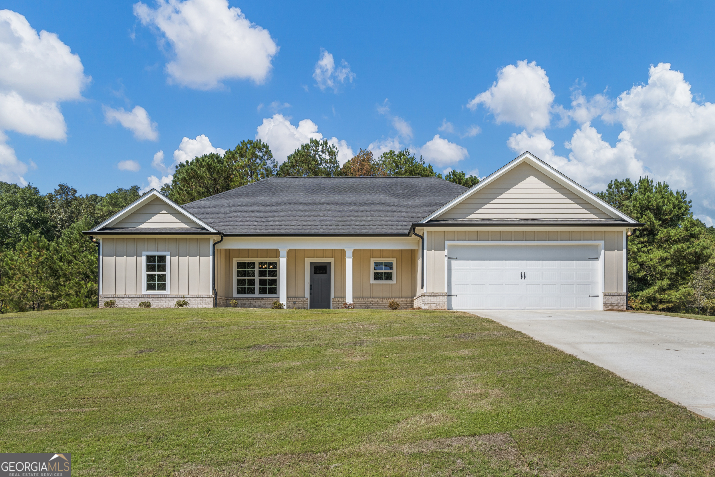 Residential in Cusseta