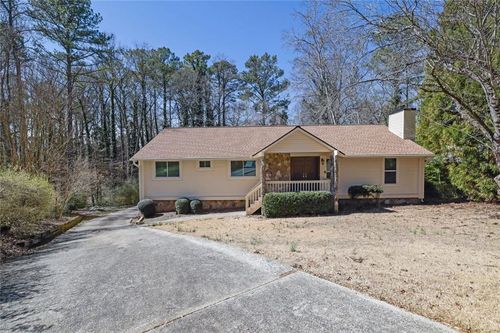 889 Fawn Way, Marietta, GA, 30068-2638 | Card Image