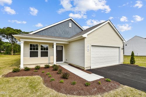 367 Gilliland Rd, Siler City, NC, 27344-8819 | Card Image