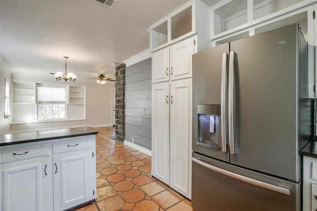 2309 Honeysuckle Ave, House other with 3 bedrooms, 2 bathrooms and null parking in Fort Worth TX | Image 17