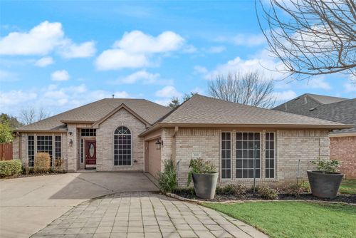 2031 Vintage Cir, Corinth, TX, 76210-2801 | Card Image