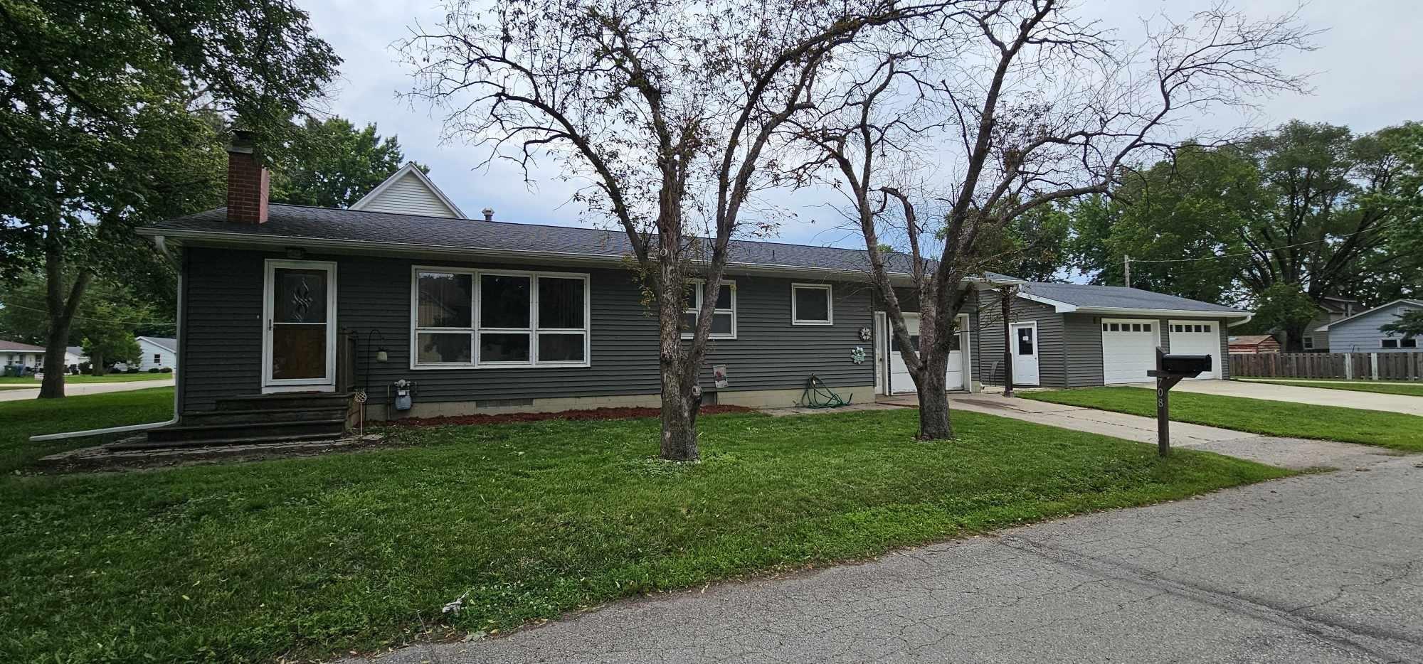 Allison St, Charles City, IA 50616
