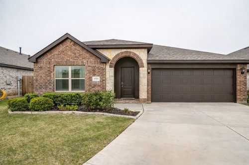 1004 Fairfax Dr, Godley, TX, 76044-3869 | Card Image