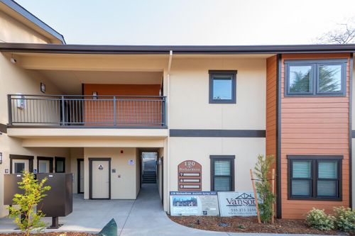 unit-7-120 Richardson St, Grass Valley, CA, 95945-6363 | Card Image