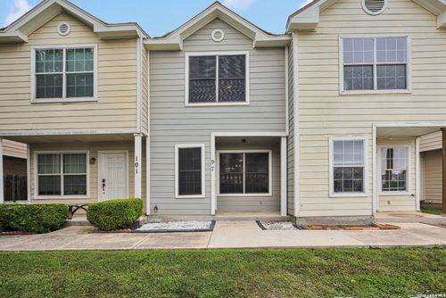 97 Autumn Pass, San Antonio, TX, 78245-1804 | Card Image