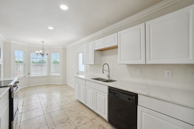 12848 Hilltop Dr, House other with 4 bedrooms, 4 bathrooms and null parking in Balch Springs TX | Image 7