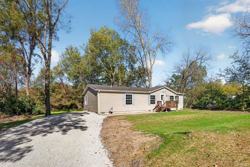 460 W River Chase Drive, Warsaw, IN, 46582 | Card Image