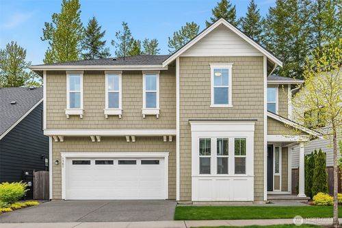 1367 Bandera Ave Se, North Bend, WA, 98045-5052 | Card Image