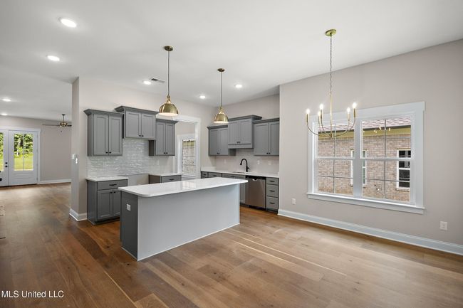 Hackberry | Image 19