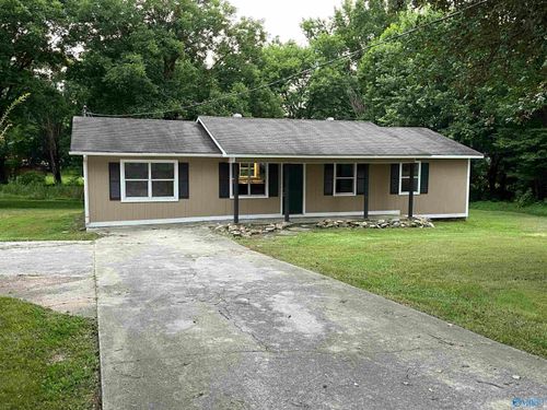 63 Vernon St, Fyffe, AL, 35971-5307 | Card Image