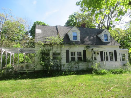 6 Erin Ct, Cornwall, NY, 12518-1150 | Card Image