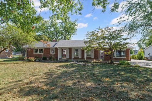 514 N Guthrie St, Gibson City, IL, 60936-1132 | Card Image