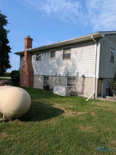 8117 Strecker Road, House other with 3 bedrooms, 1 bathrooms and 2 parking in Bellevue OH | Image 2