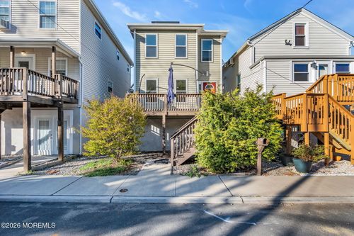 13 Locust St, Highlands, NJ, 07732-1008 | Card Image