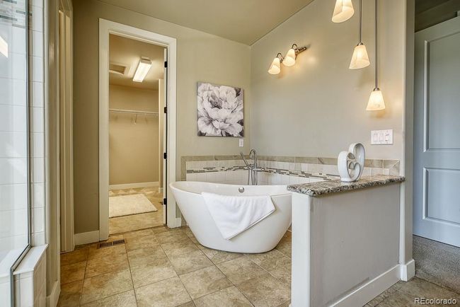 17777 W 87 Th Ave, House other with 5 bedrooms, 5 bathrooms and 3 parking in Arvada CO | Image 19