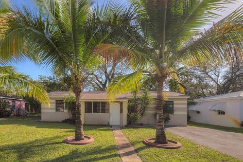 640-640 Ne 137th St, North Miami, FL, 33161-3739 | Card Image