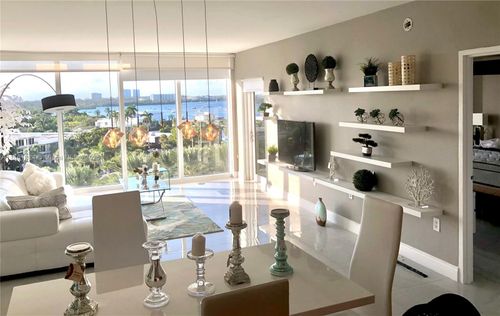apt-624-10275 Collins Ave, Bal Harbour, FL, 33154-1451 | Card Image
