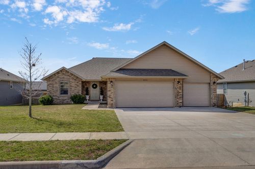 852 Jefferson St, Rogersville, MO, 65742-6832 | Card Image