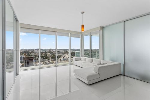 apt-3106-1040 Biscayne Blvd, Miami, FL, 33132-1739 | Card Image