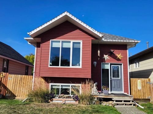 89 Poplar Street, Drumheller, AB, T0J0Y1 | Card Image