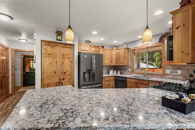 18880 Pine Loop, House other with 2 bedrooms, 3 bathrooms and 4 parking in Leavenworth WA | Image 14