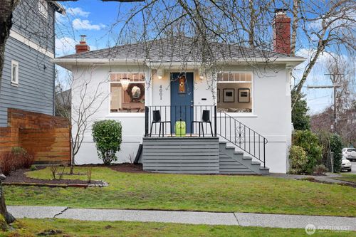 4001 Ne 57th St, Seattle, WA, 98105-2243 | Card Image