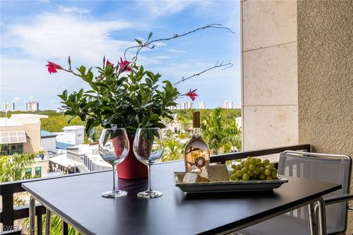 unit-5506-9115 Strada Pl, NAPLES, FL, 34108-2894 | Card Image